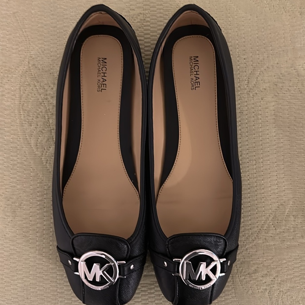 MICHAEL KORS FULTON FLATS